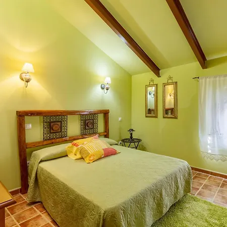 Siesta Y Brisca Kır Evi